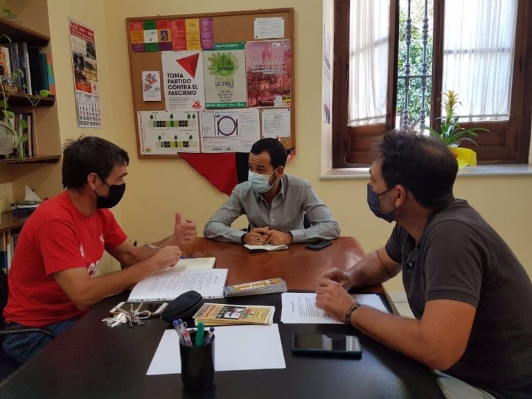 González Rojas traslada al Pleno el aviso de «incumplimientos» en el mantenimiento de los semáforos de Sevilla