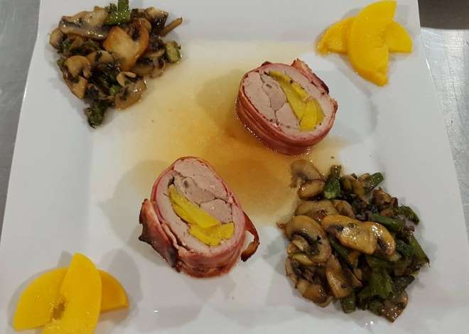 Receta solomillo de cerdo con melocotón en almíbar