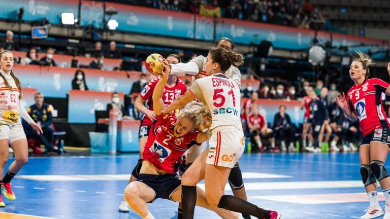 Las ‘Guerreras’ caen ante Noruega (27-21 ) y buscarán el bronce mundialista contra Dinamarca
