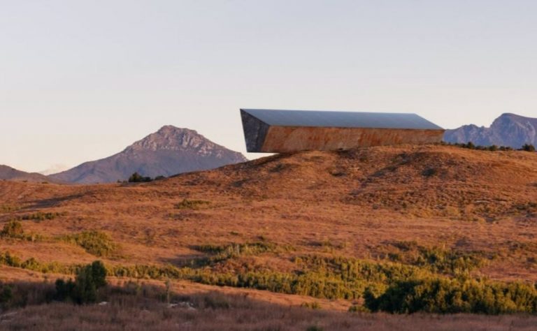Así es Earth’s Black Box, un monolito que contendrá información climática para las civilizaciones futuras