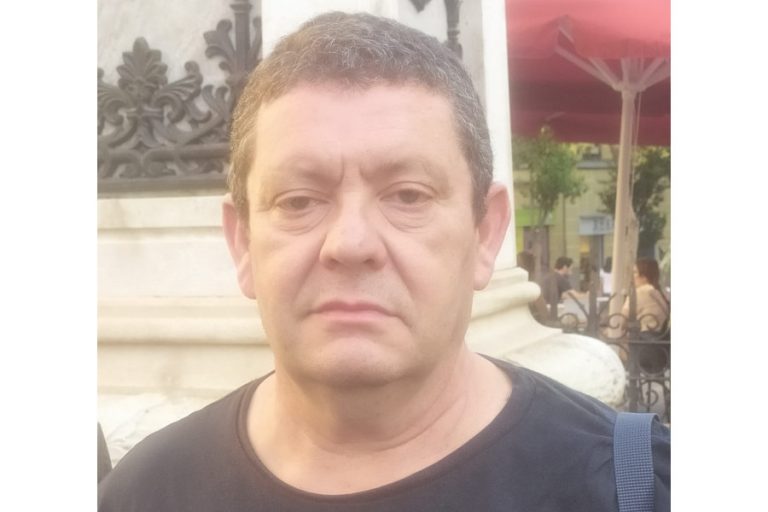 Javier Rodríguez Fernández: Poema “Enfermedad profesional”