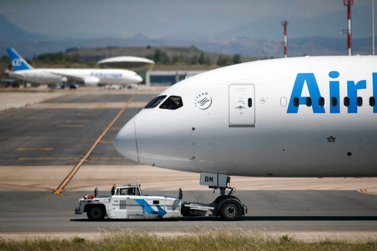 Hidalgo tensa la negociación con Iberia a pocos días de límite para el acuerdo
