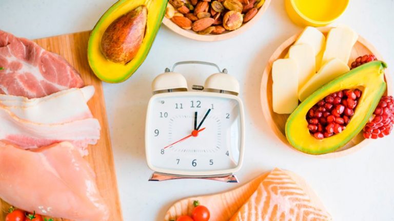 AYUNO INTERMITENTE | El secreto de la gente en forma para recuperar su cuerpo atlético tras las Navidades: esto es lo que debes comer