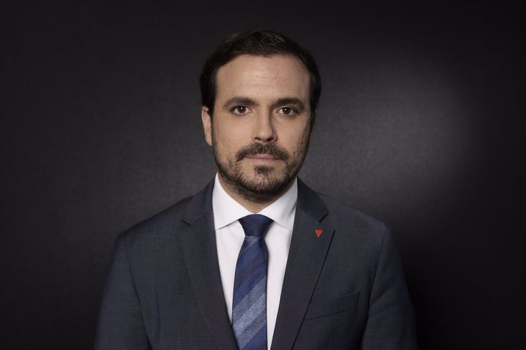 Cinco presidentes autonómicos, tres de ellos del PSOE, y dos ministras critican a Garzón tras sus declaraciones