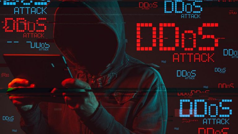 No solo con bombas y munición pesada: Ucrania denuncia ataques DDoS a sus webs oficiales | Tecnología