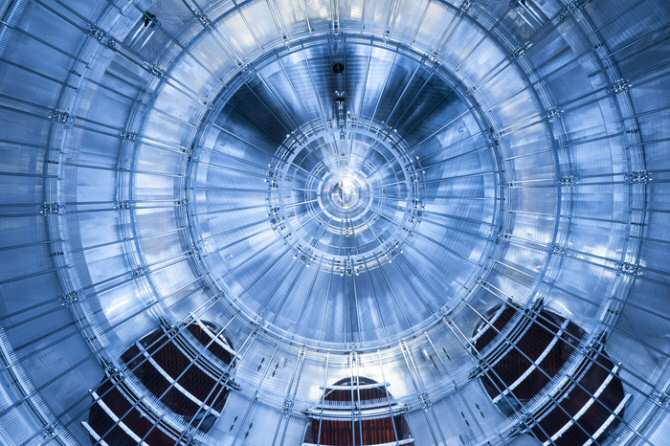 Récord de precisión midiendo la masa de los neutrinos