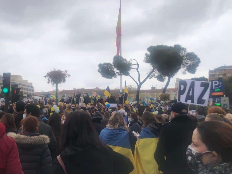 12.000 personas se manifiestan en Madrid contra Putin y en apoyo a Ucrania