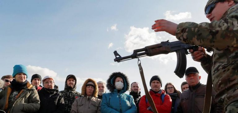 El Senado ruso autoriza a Putin a enviar a las Fuerzas Armadas al extranjero