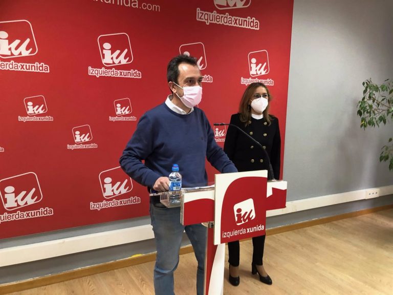 IU reclama «reiniciar» la reforma y habilitar el verano para poder enviar en septiembre el texto al Congreso
