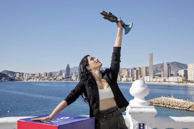 Un académico de la RAE ve «extraño» que España vaya a Eurovisión con una canción con partes en inglés