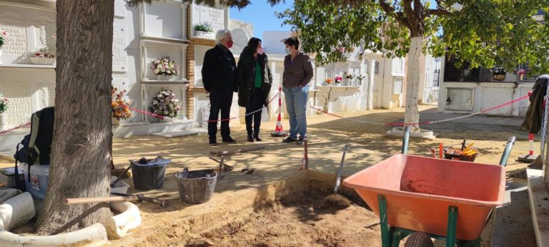 Comienzan los trabajos de delimitación de la fosa común de Espartinas (Sevilla) en busca de 30 víctimas de la represión