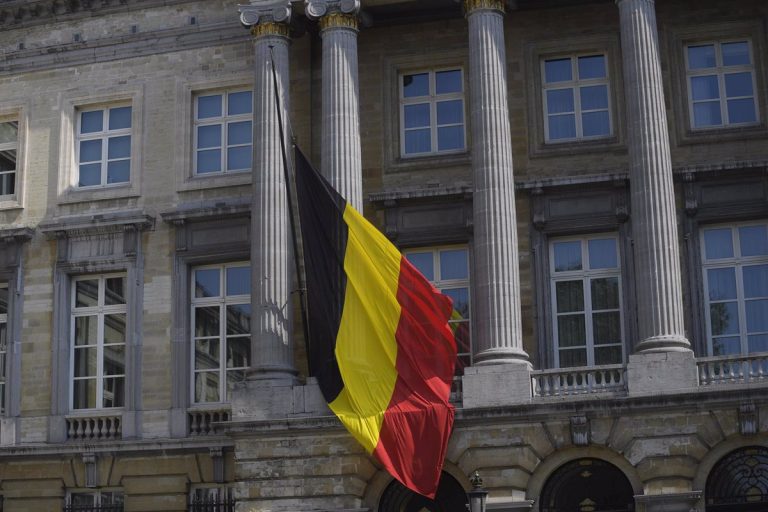 Bélgica anuncia una reforma para concentrar la jornada en cuatro días sin reducir horas