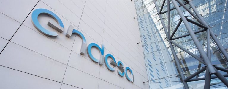 Endesa gana 1.435 millones en 2021, casi un 3% más, y bate previsiones en un año convulso para el sector