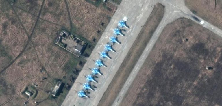 Rusia empieza a retirar parte de las tropas junto a Ucrania