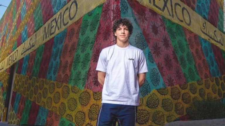 Isaac Hernández representa a México en Expo Dubai 2022