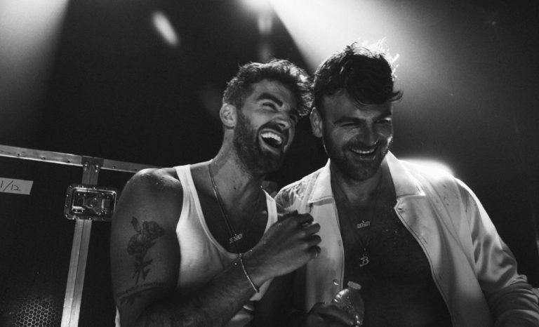 Escucha el primer tema nuevo de The Chainsmokers