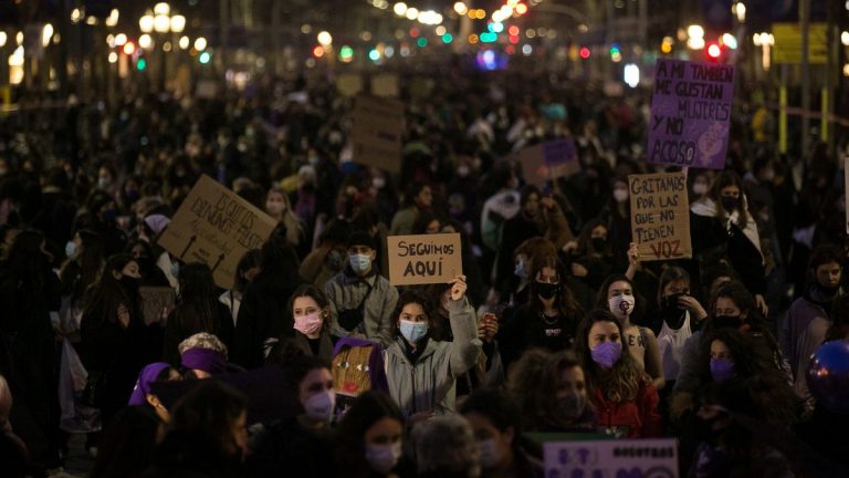 Manifestaciones del 8-M de 2022: horario y recorrido por las ciudades de España | 8M: Día de la Mujer