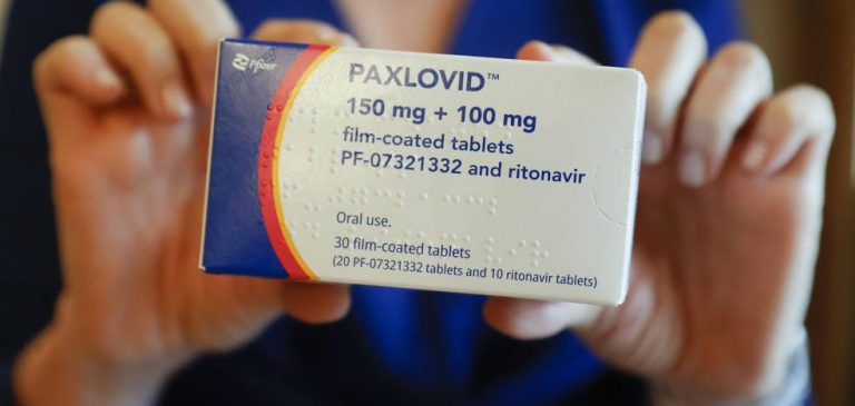 Sanidad reparte 11.900 tratamientos de la pastilla de Pfizer contra la covid