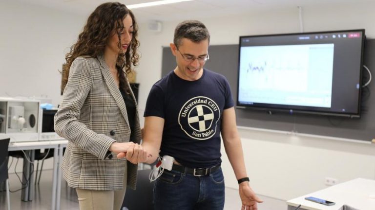 Diseñan una camiseta que diagnostica enfermedades cardiovasculares y envía los datos al móvil
