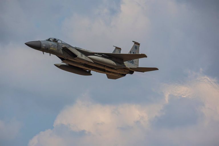 Polonia entrega a EEUU 28 cazas de combate para que sean utilizados por las fuerzas ucranianas