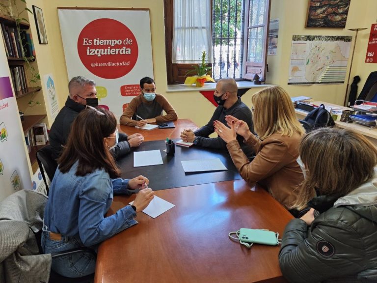 IU insta al Ayuntamiento de Sevilla a «garantizar la continuidad» de los profesionales del Eracis de Servicios Sociales