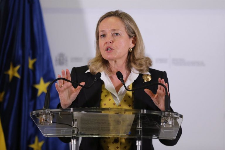 El Gobierno presenta a los agentes sociales los ocho objetivos del Plan de Respuesta al Impacto de la guerra