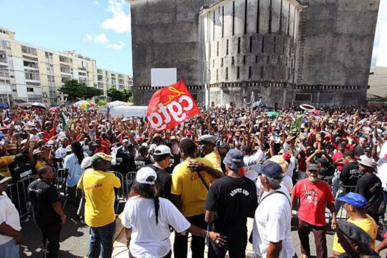 Solidaridad con Elie Domota, dirigente de la clase obrera de Guadalupe, Antillas – Poder Popular