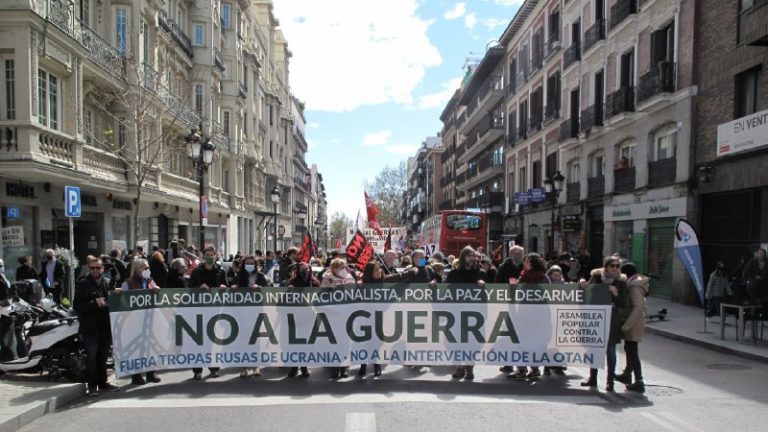 Más de un millar de personas se manifiestan en Madrid contra la guerra en Ucrania – Poder Popular