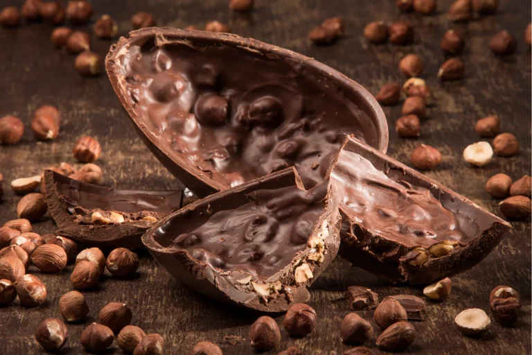 Cómo hacer huevos de pascua de chocolate con recetas que siempre salen bien