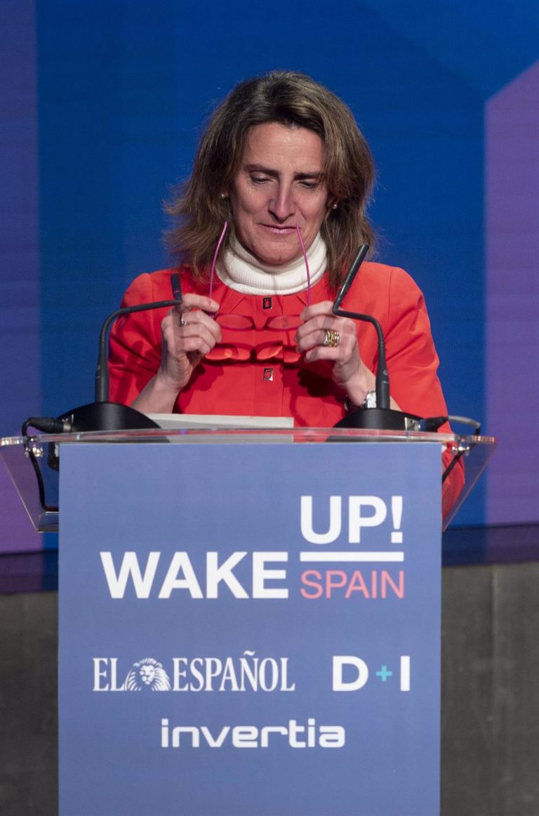 Ribera asegura que España es «un país solvente e interesante» para los inversores y que «va a seguir siéndolo»