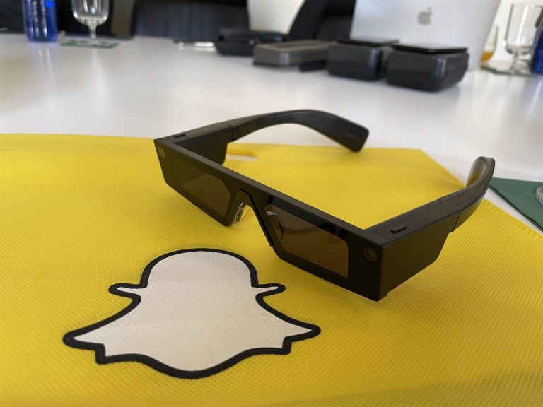 Snap ‘desafía’ al metaverso con sus Spectacles 4 para hacer del mundo real «un lugar aún mejor» con ayuda de la RA