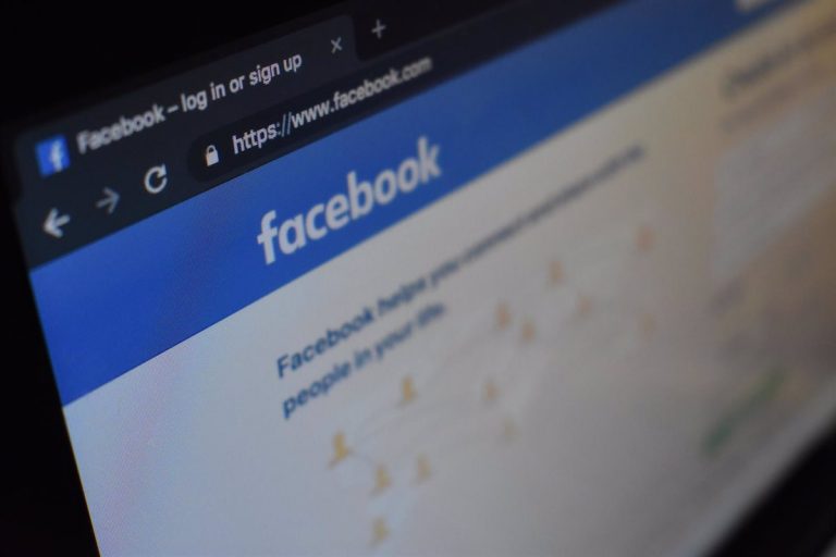 Meta elimina 200 cuentas de Rusia por realizar denuncias falsas masivas contra usuarios de ucranianos y rusos