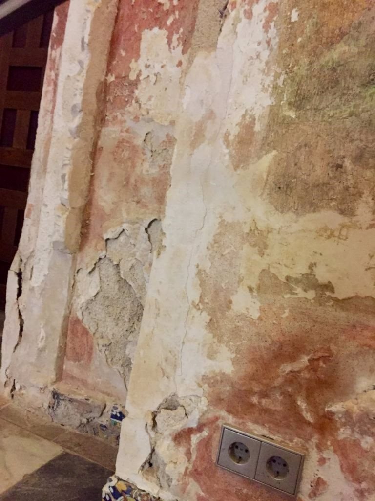 IU avisa de desperfectos en la zona visitable del monasterio de Santiponce (Sevilla) por «falta de mantenimiento»