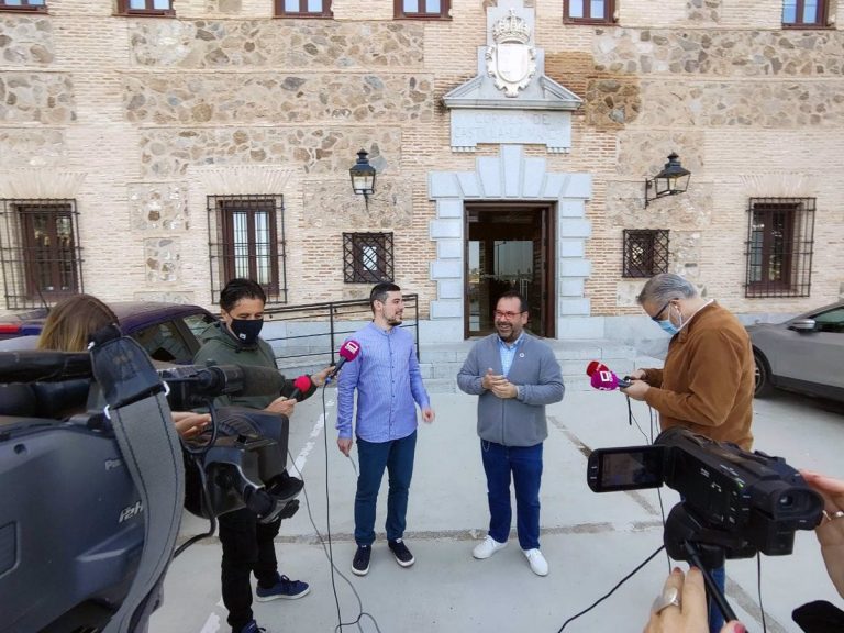 IU y Podemos reclaman en las Cortes arrancar la reforma estatutaria aunque sea desoyendo al PP y sin consenso
