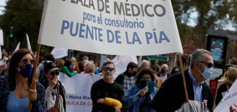 España sufrirá dentro de cinco años un déficit de 9.000 médicos