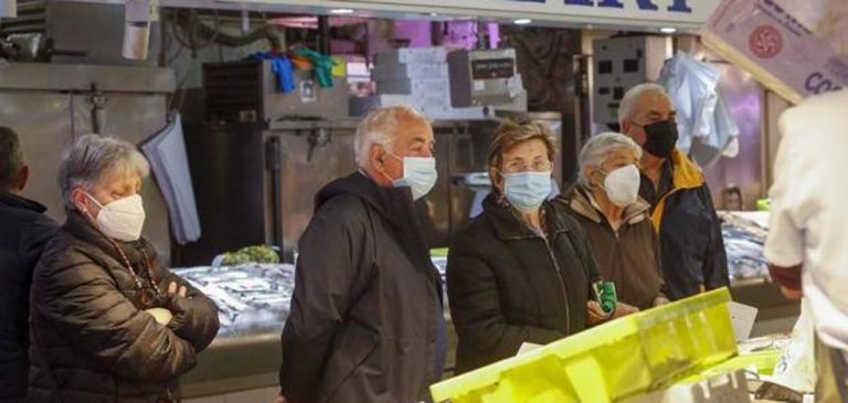 Asturias y Cantabria dan marcha atrás en la relajación de las medidas anticovid