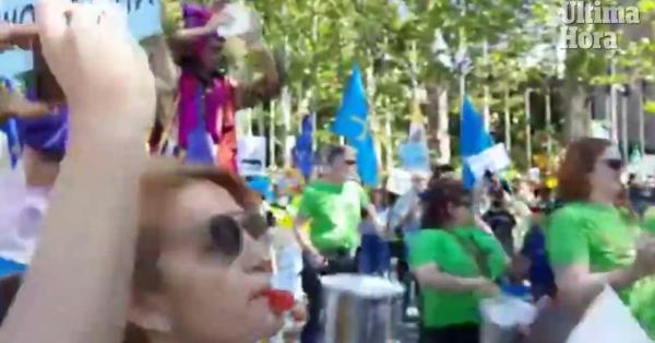 Funcionarios interinos de Baleares protestan en Madrid