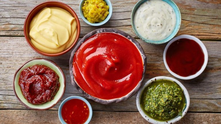 Los cinco condimentos que puedes añadir sin temor a tu comida si quieres perder peso