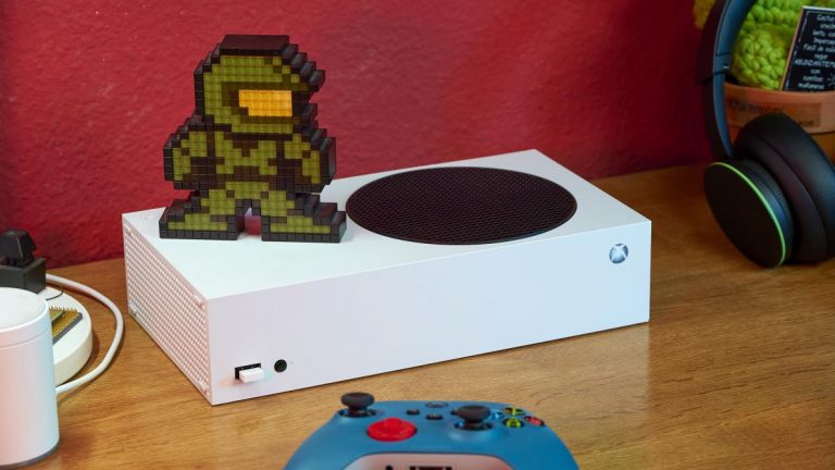 Xbox se ha caído dos veces durante horas este fin de semana, y muchos usuarios se han frustrado por no poder jugar ni en modo offline | Gaming