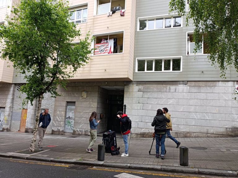 Vecinos del concejal de IU Berango cuya muerte se relaciona con presunto asesino de gays dicen estar «un poco asustados»