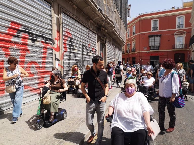Adelante Sevilla califica de «decorado» la Oficina municipal de Accesibilidad al «no pasar de las palabras»
