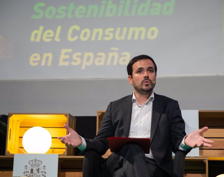 Garzón defiende que los partidos no deben marcar «los ritmos» del proyecto de Díaz y dice que conocía sus planes