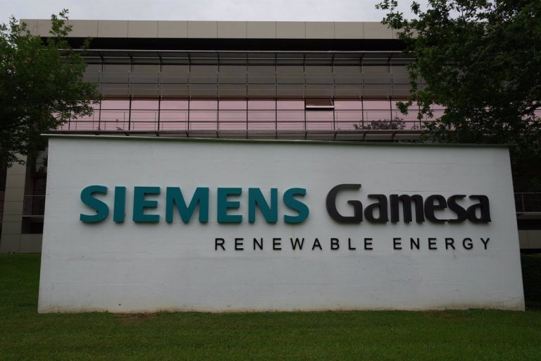 Siemens Gamesa sube un 6,24% en Bolsa en la primera jornada tras la formulación de la OPA de Siemens Energy