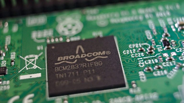 Broadcom compra VMware por más de 64.500 millones
