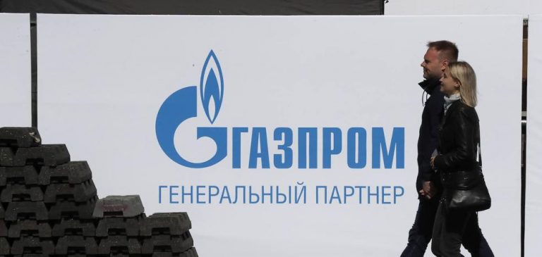La UE logra un acuerdo para un veto parcial del petróleo ruso