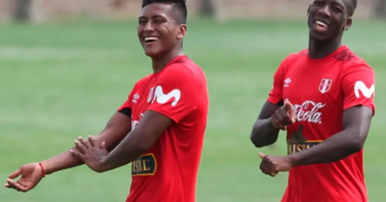 Pedro Aquino respalda a Luis Advíncula y asegura que su mensaje fue escrito desde la “calentura”