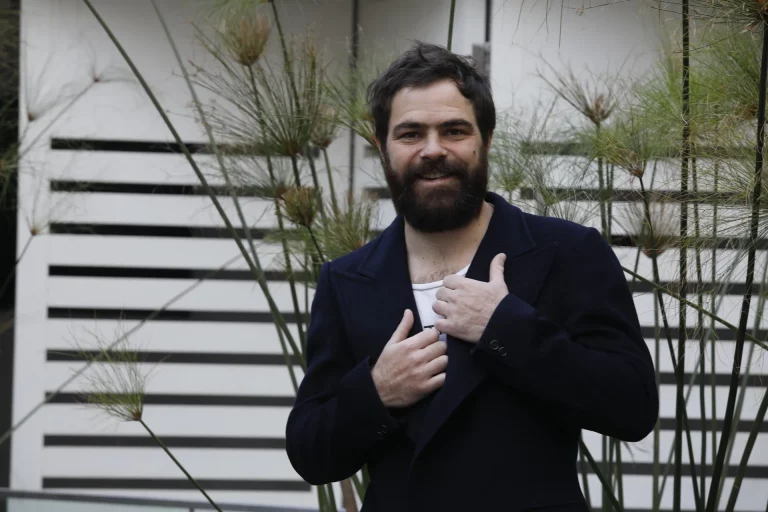 Peter Lanzani: “Esta obra es un salto al vacío, pero confío en que la gente se va a tirar conmigo sin problemas”
