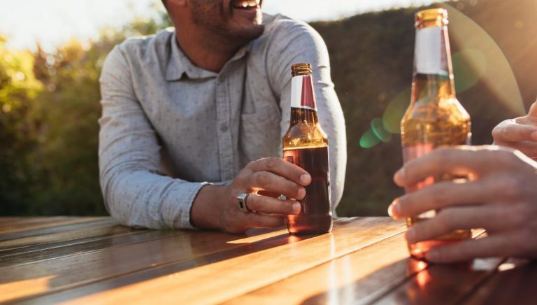Beber una cerveza al día aporta un importante beneficio, según un estudio médico | Life