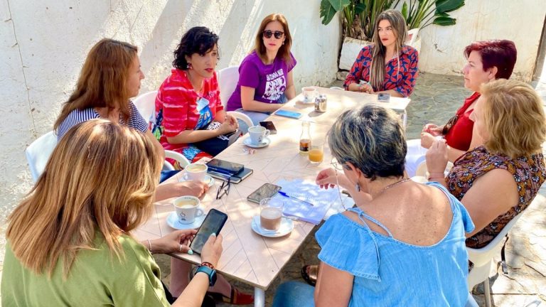 ‘Por Andalucía’ hace un llamamiento para que el 19J sea una «vacuna feminista frente a las derechas»
