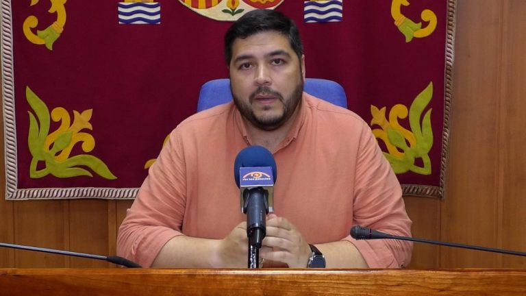 Los Palacios (Sevilla) urge por carta a Educación a iniciar las obras en colegios comprometidas hace un año